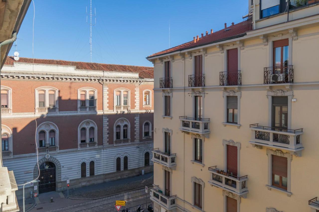 Luxury Apartment In Downtown - Curtatone 4 Milan Exterior photo